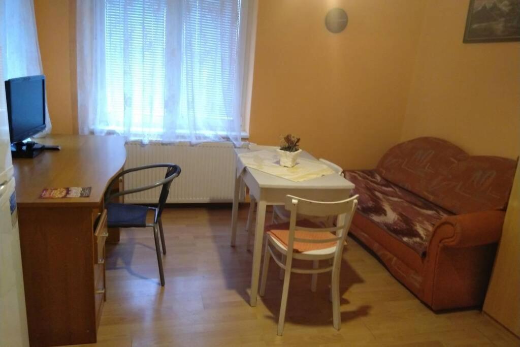 Hannah - Relax Dom Pod Orechom Apartman2 Travnica Exterior photo